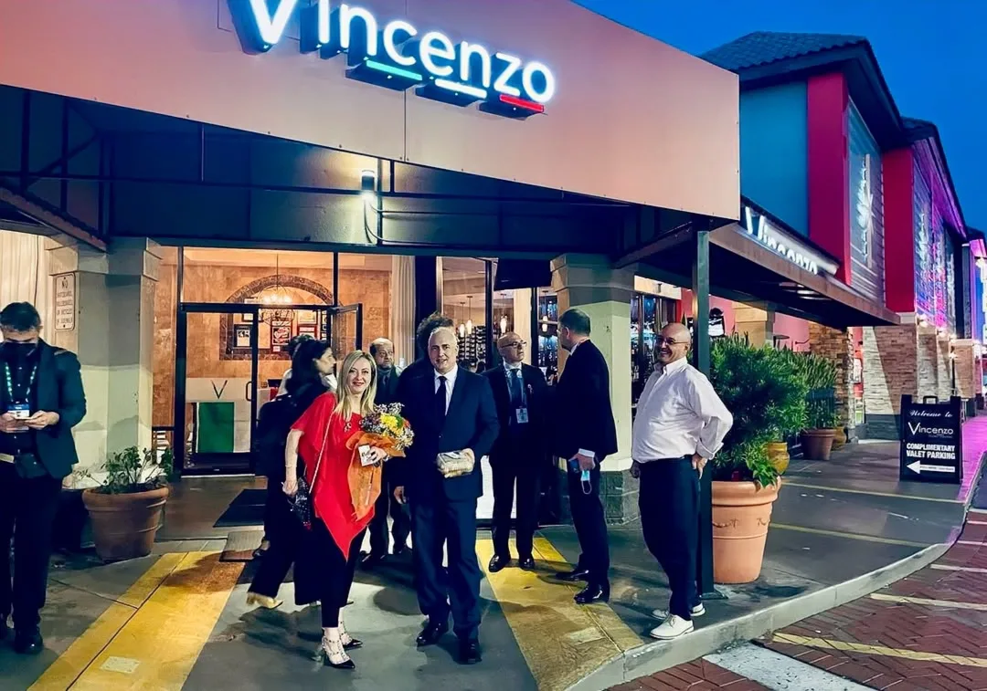Giorgia Meloni outside Vincenzo Cucina Italiana