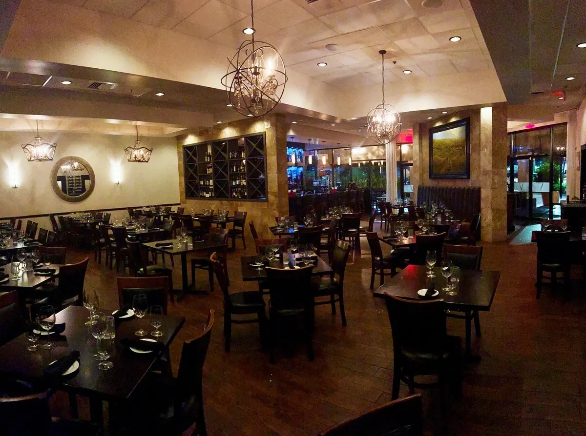 Restaurants Near Royal Pacific Orlando Vincenzo dining room International Drive Orlando